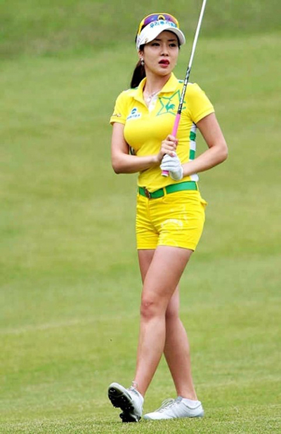 アンシネ女子ゴルフのエロ画像