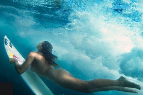 サーフィン全裸のエロGIFでマンコエロ