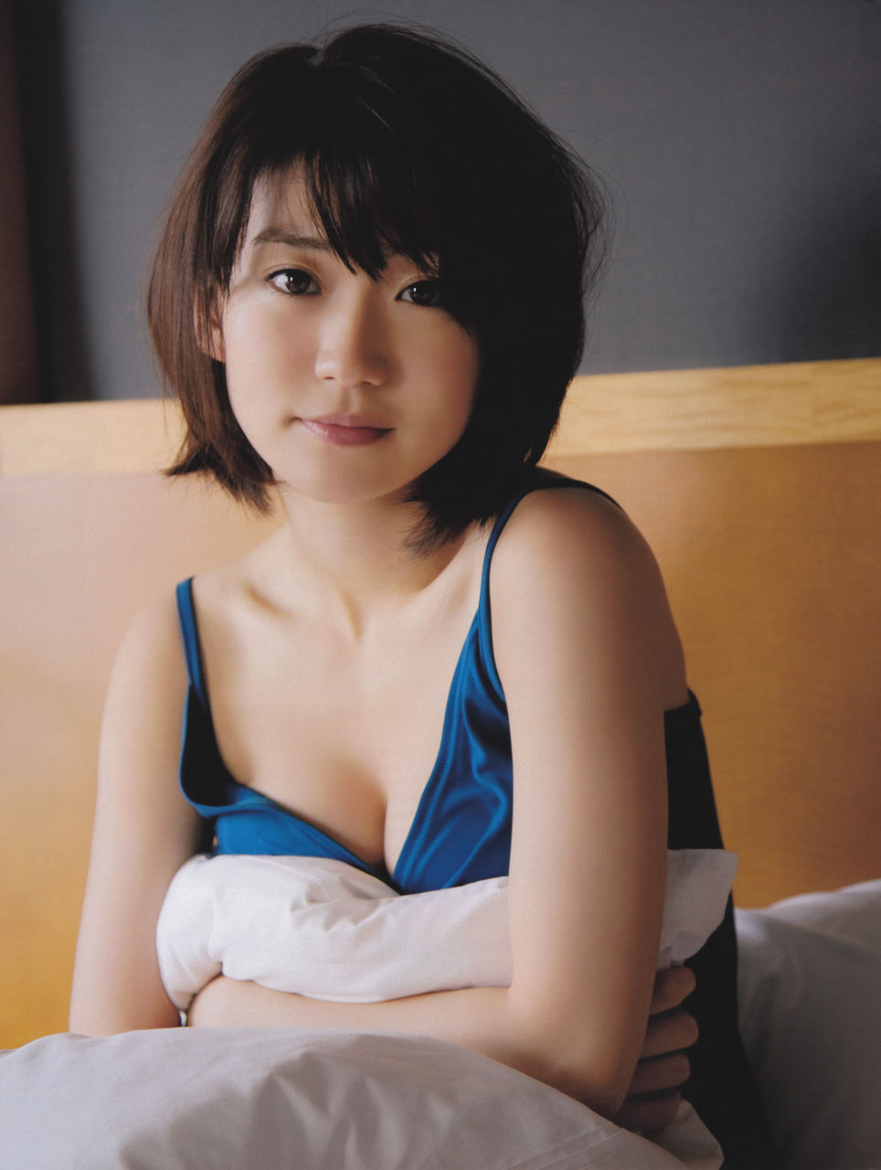 大島優子の巨乳爆乳なおっぱいエロ画像がセクシーすぎる