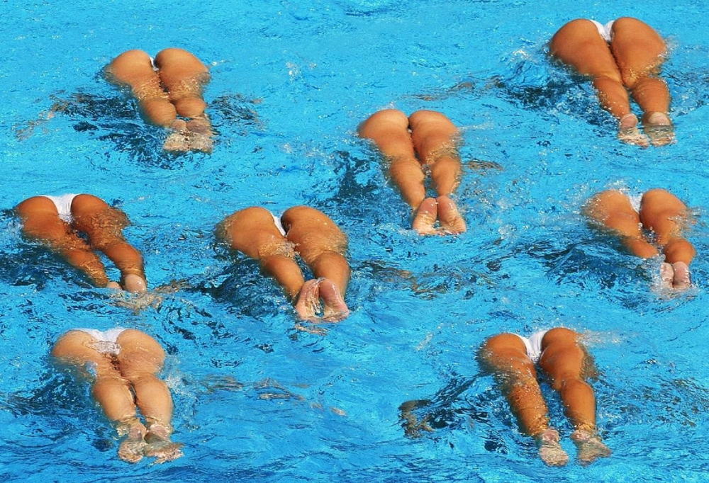 水泳競泳シンクロのエロおっぱい画像