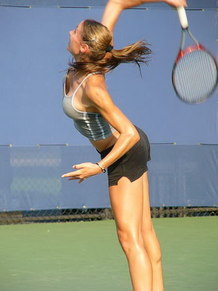 女子テニスのパンチラエロ画像